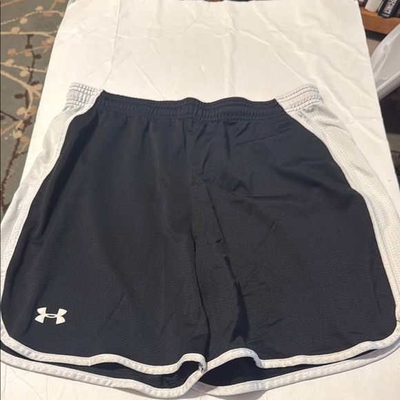 Under Armour Black and White Performance Shorts - Picture 1 of 3